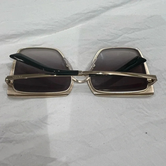 Prada PR 58WS Sunglasses - Picture 5 of 9